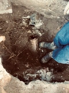 burried-broken-pipe burst pipe