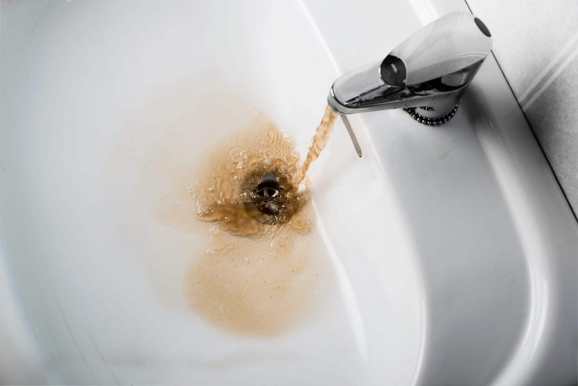 brown water from bathroom faucet
